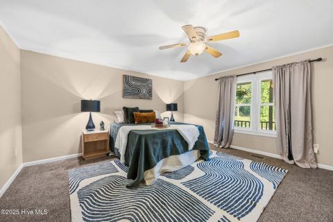 Tiny photo for 113 Jupiter Trail, Jacksonville, NC 28546 (MLS # 100538118)