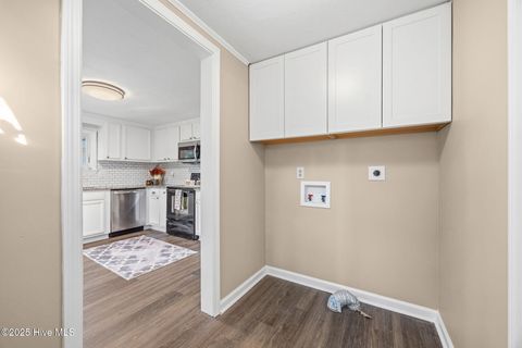 Tiny photo for 113 Jupiter Trail, Jacksonville, NC 28546 (MLS # 100538118)