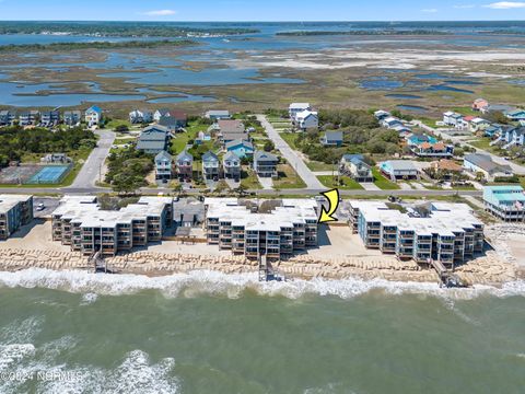 A home in North Topsail Beach