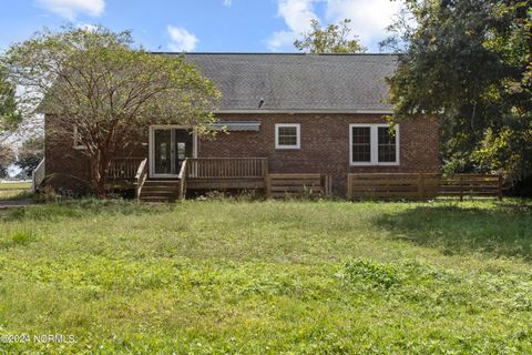 A home in Hubert