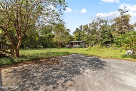 A home in Hubert