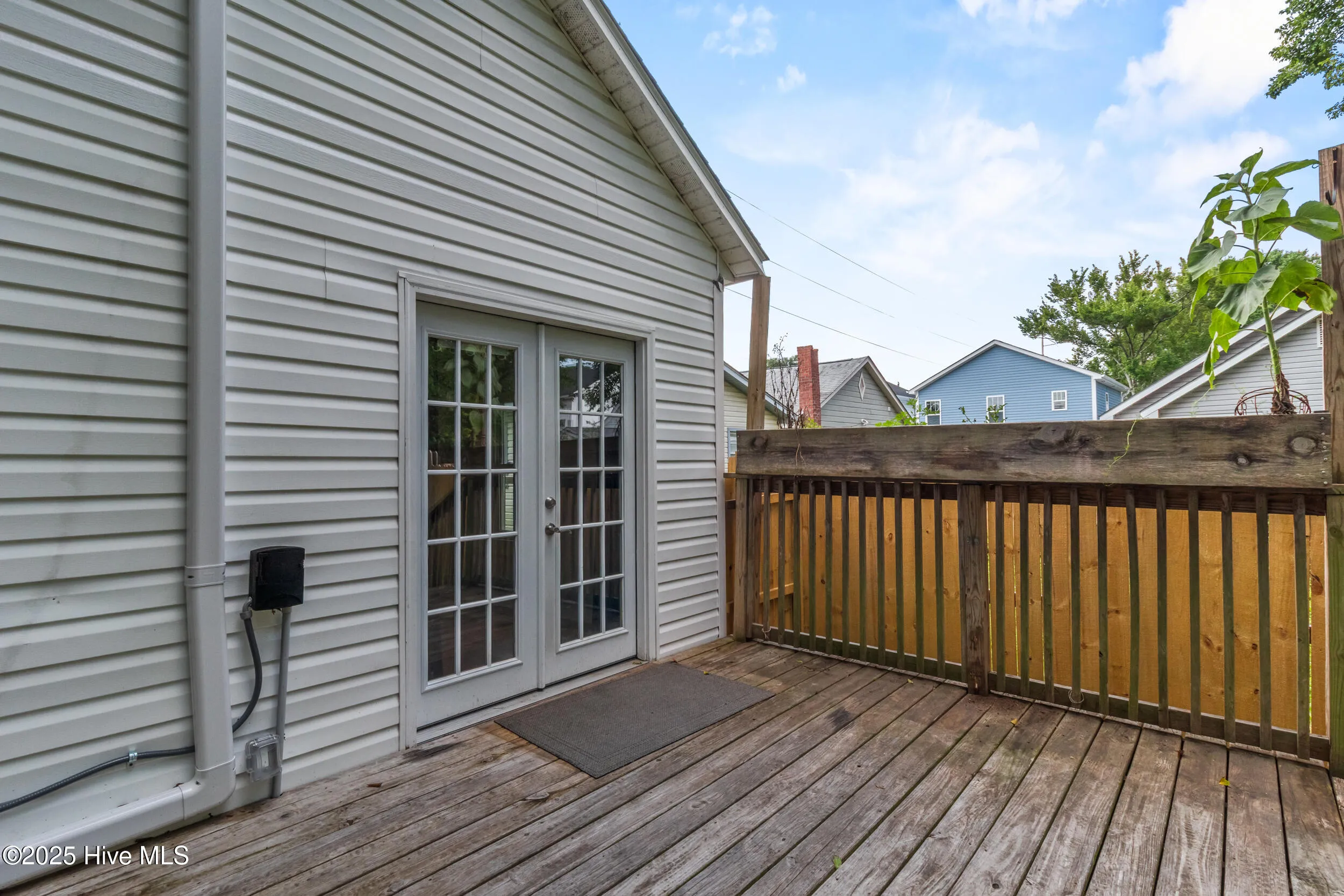 Wilmington, North Carolina 28401, United States, 4 Bedrooms Bedrooms, ,2 BathroomsBathrooms,Residential,Active,225319