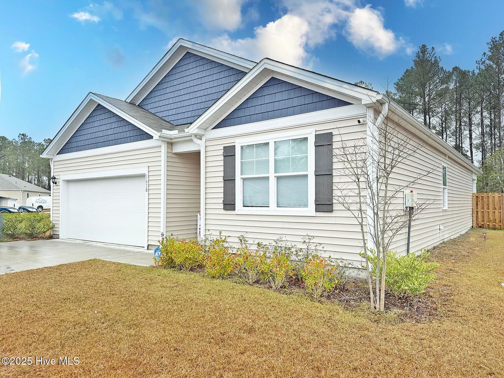 Photo of 1610 Lightered Knot Court SE, Bolivia, NC 28422 (MLS # 100544374)
