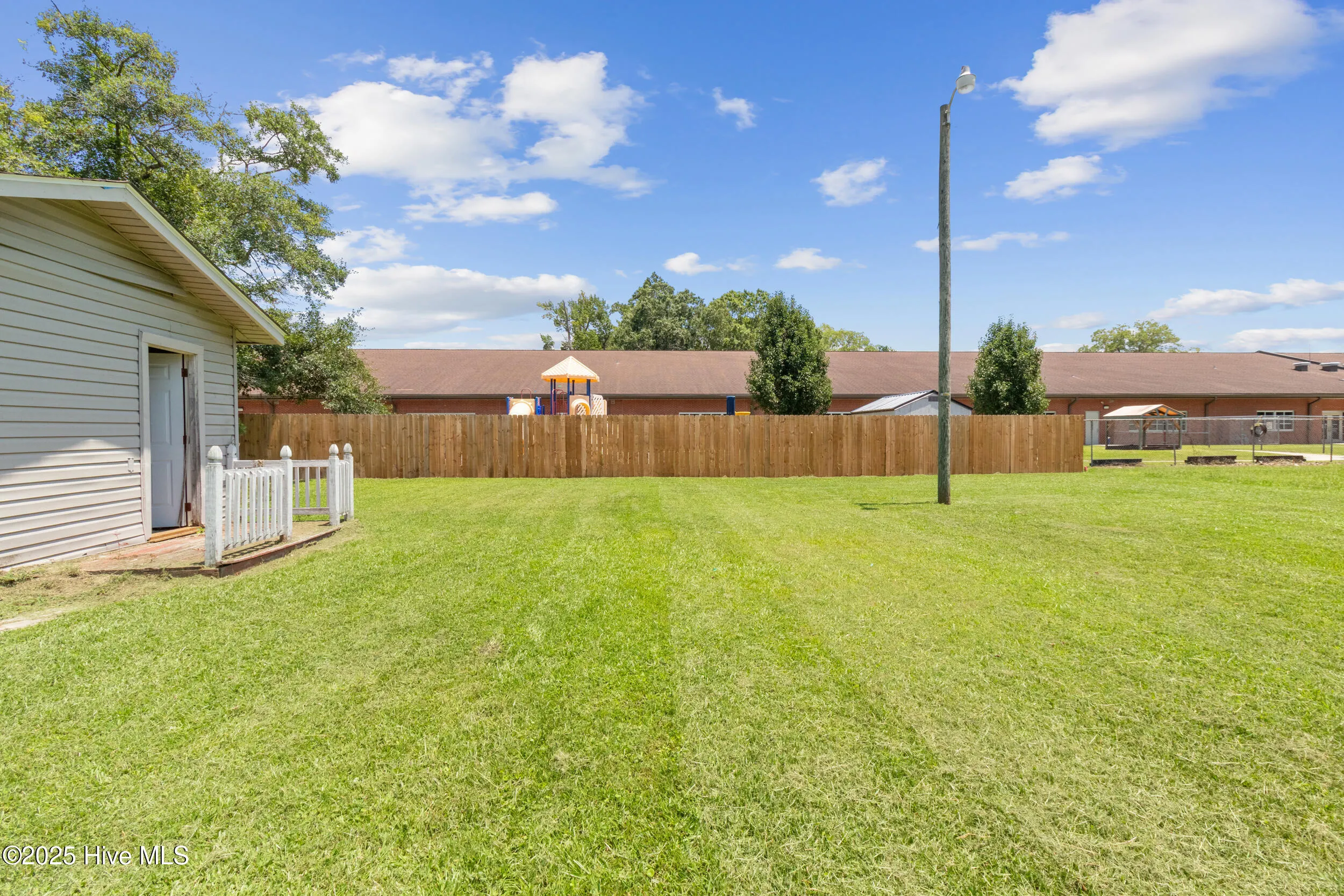 Burgaw, North Carolina 28425, United States, 3 Bedrooms Bedrooms, ,3 BathroomsBathrooms,Residential,Active,166836