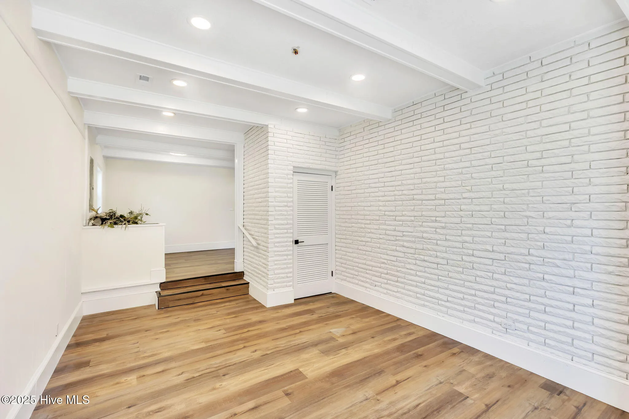 Burgaw, North Carolina 28425, United States, 3 Bedrooms Bedrooms, ,3 BathroomsBathrooms,Residential,Active,166836