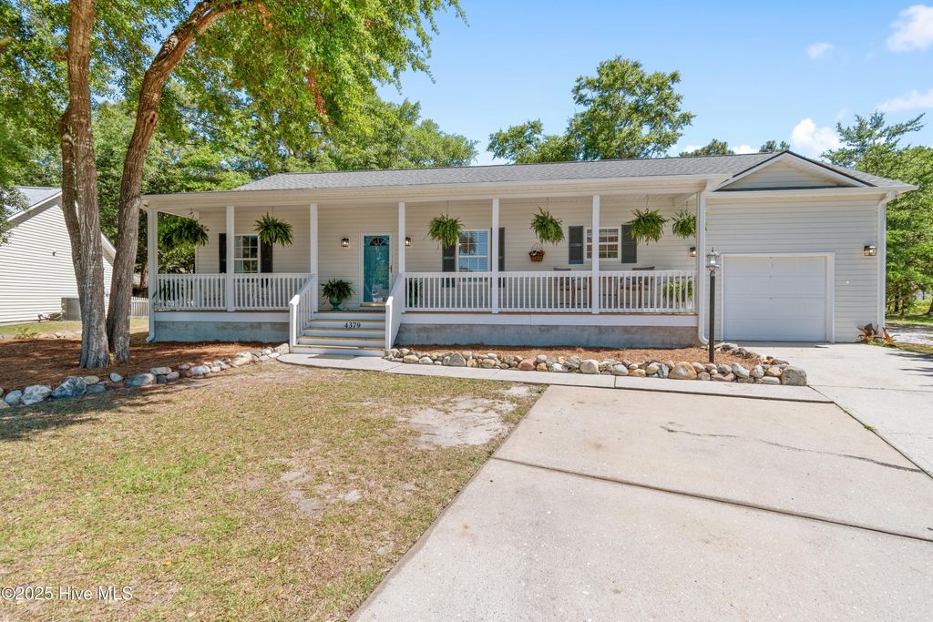 Photo of 4379 Owendon Drive, Shallotte, NC 28470 (MLS # 100509248)