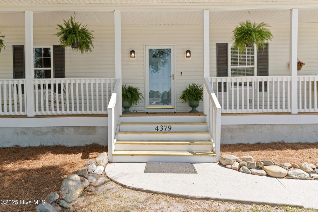 Photo of 4379 Owendon Drive, Shallotte, NC 28470 (MLS # 100509248)
