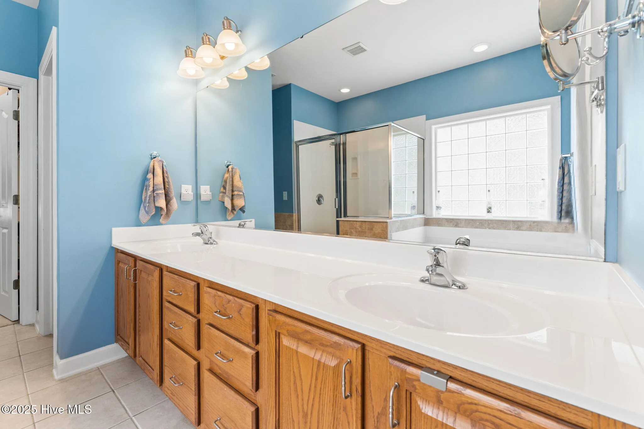 Calabash, North Carolina 28467, United States, 4 Bedrooms Bedrooms, ,3 BathroomsBathrooms,Residential,Active,183258