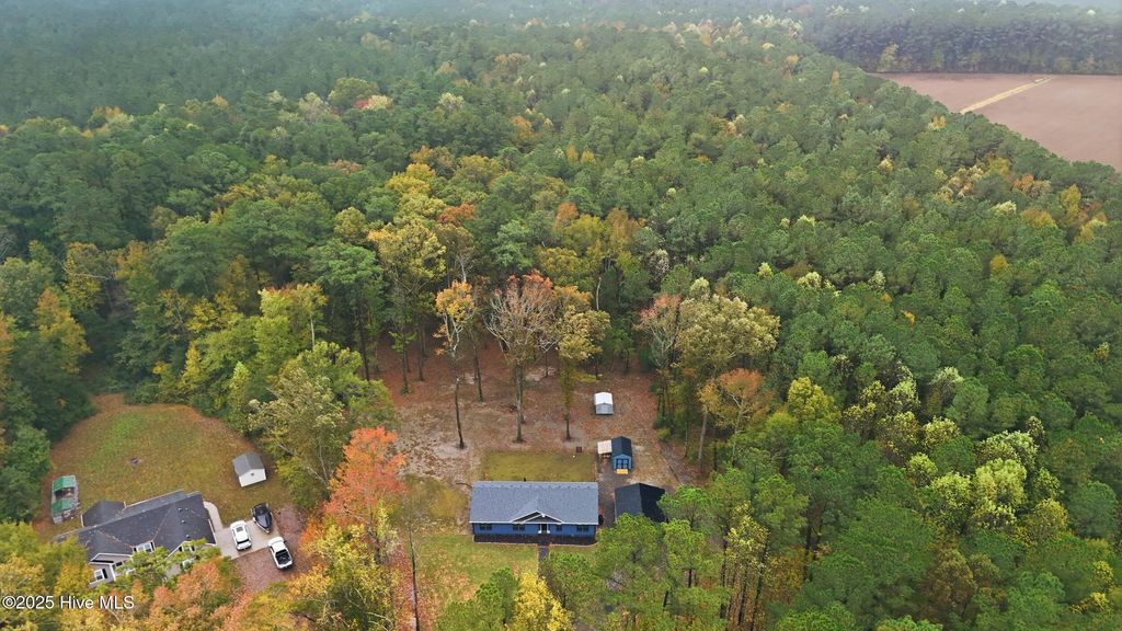 Photo of 127 Rosecroft Drive, Elizabeth City, NC 27909 (MLS # 100538190)