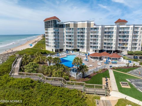 A home in North Topsail Beach