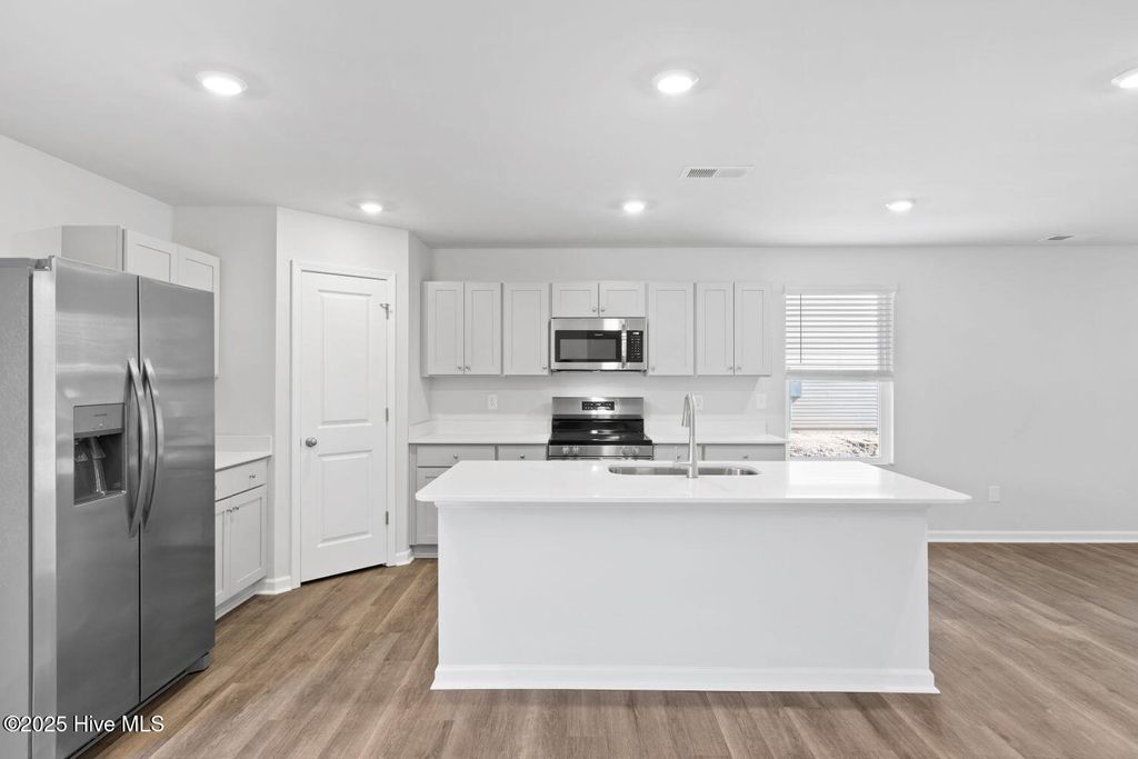 Photo of 1140 Garland Lakecircle Sw Circle SW, Supply, NC 28462 (MLS # 100535209)