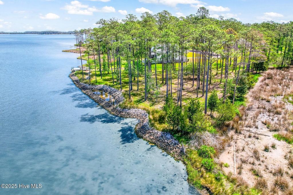 Photo of 241 Oyster Point Road, Oriental, NC 28571 (MLS # 100485078)