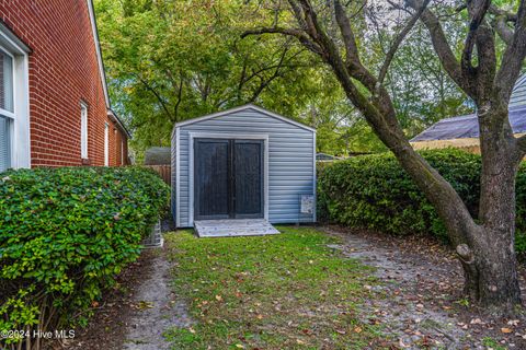 A home in Raeford