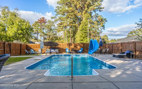 A home in Raeford