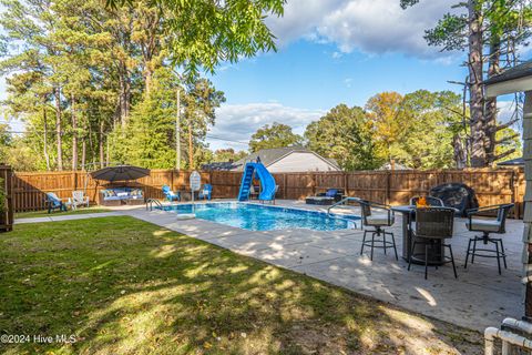 A home in Raeford