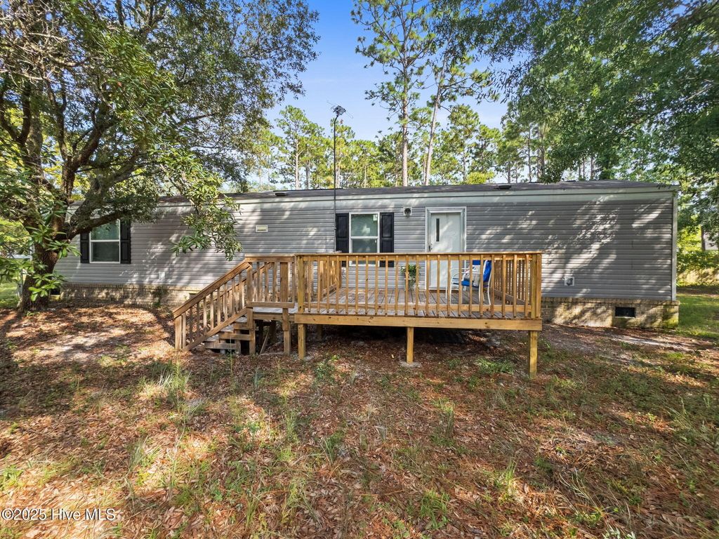 Photo of 293 Sycamore Road, Southport, NC 28461 (MLS # 100525227)