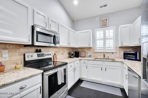 Tiny photo for 617 Saint Vincent Drive, Wilmington, NC 28412 (MLS # 100534192)