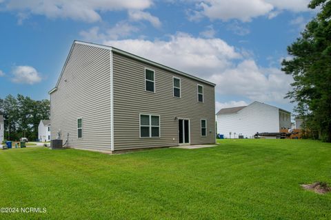 A home in Sneads Ferry