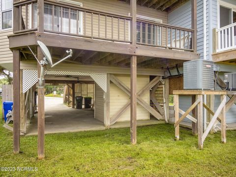 A home in North Topsail Beach