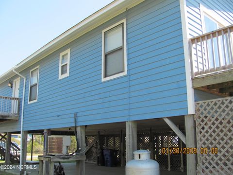 A home in North Topsail Beach