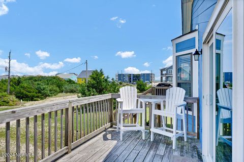 A home in North Topsail Beach