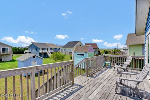 A home in North Topsail Beach