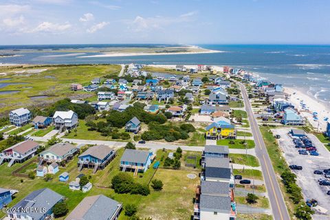 A home in North Topsail Beach