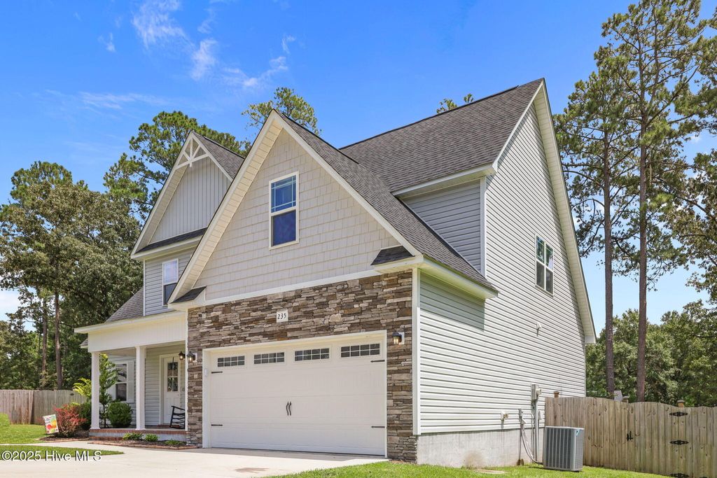 Photo of 235 Westfield Drive, Richlands, NC 28574 (MLS # 100525463)
