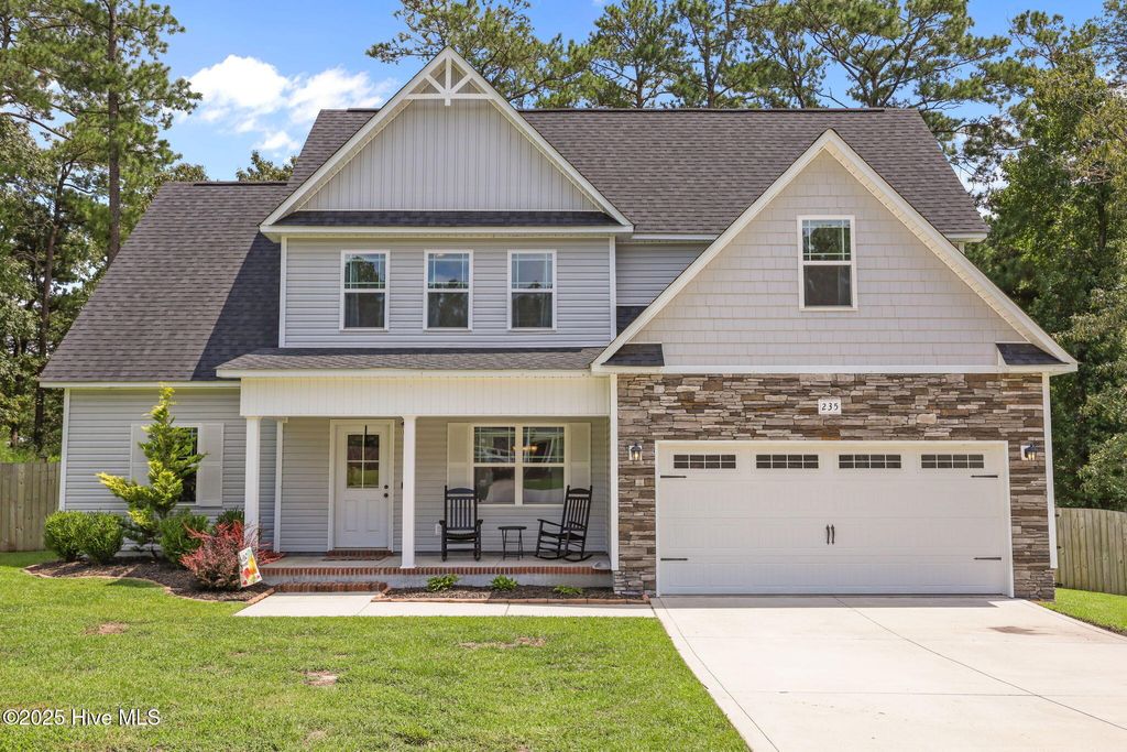 Photo of 235 Westfield Drive, Richlands, NC 28574 (MLS # 100525463)