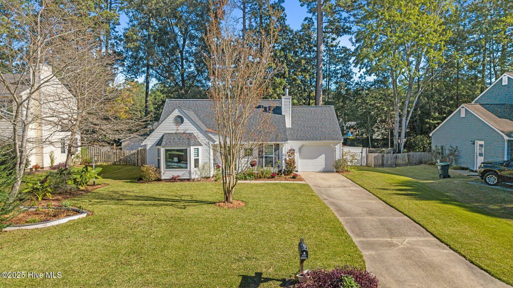 Photo of 3418 Preakness Place, New Bern, NC 28562 (MLS # 100537853)