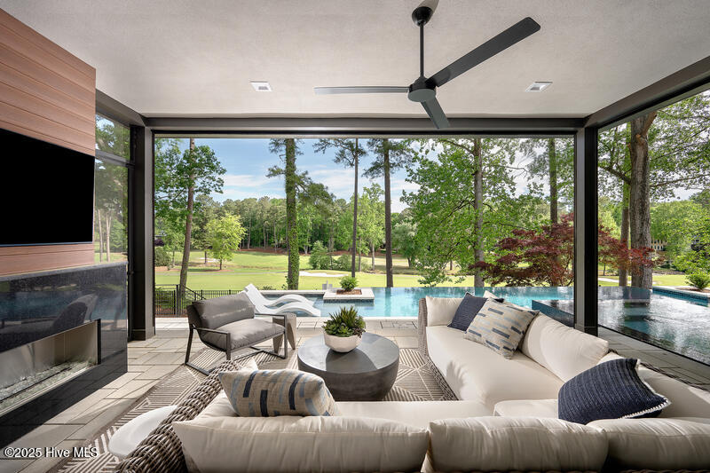 521 Airlie Road Lot D Valand Plan