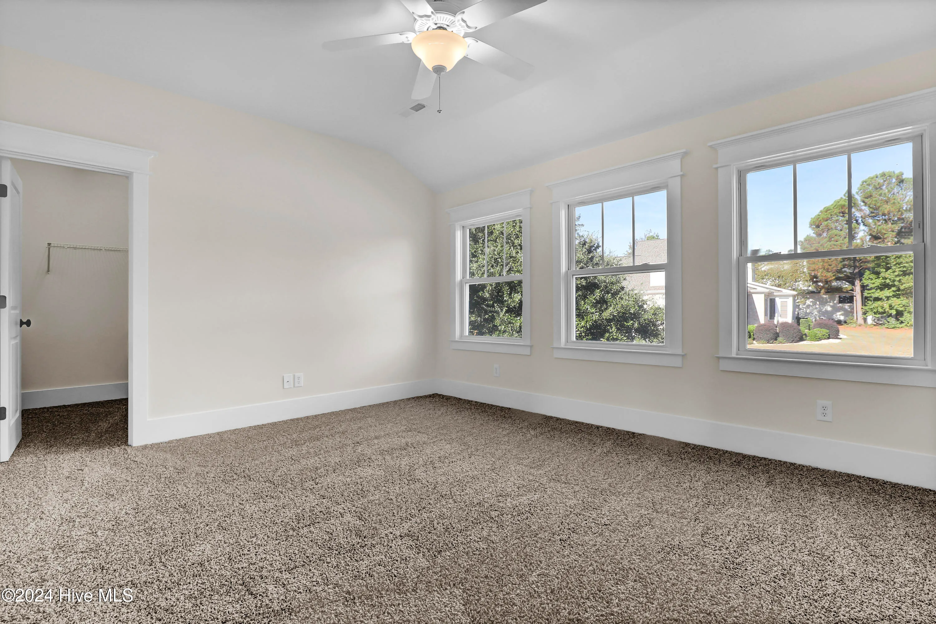 Hampstead, North Carolina 28443, United States, 4 Bedrooms Bedrooms, ,4 BathroomsBathrooms,Residential,Active,31650