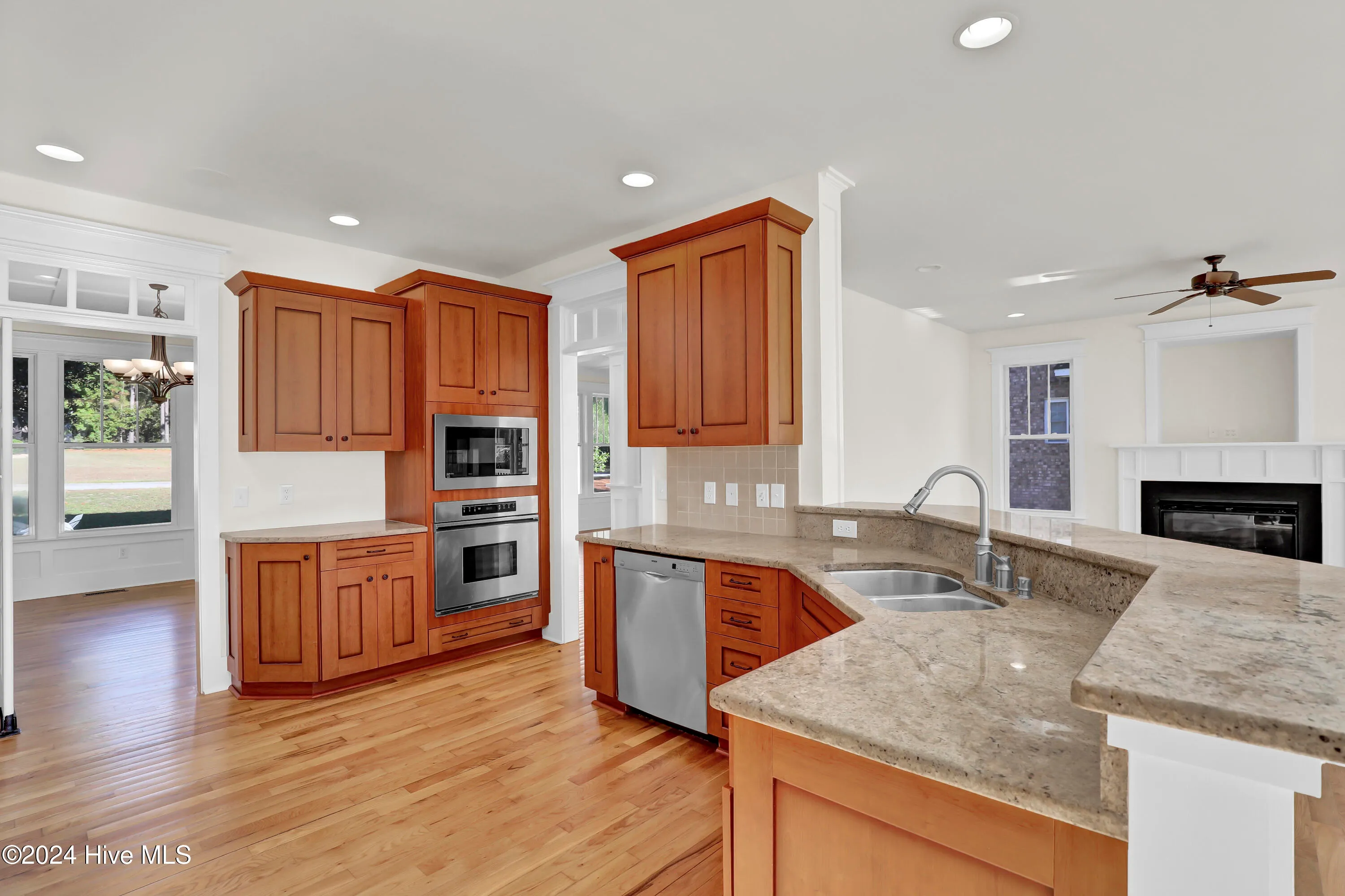 Hampstead, North Carolina 28443, United States, 4 Bedrooms Bedrooms, ,4 BathroomsBathrooms,Residential,Active,31650