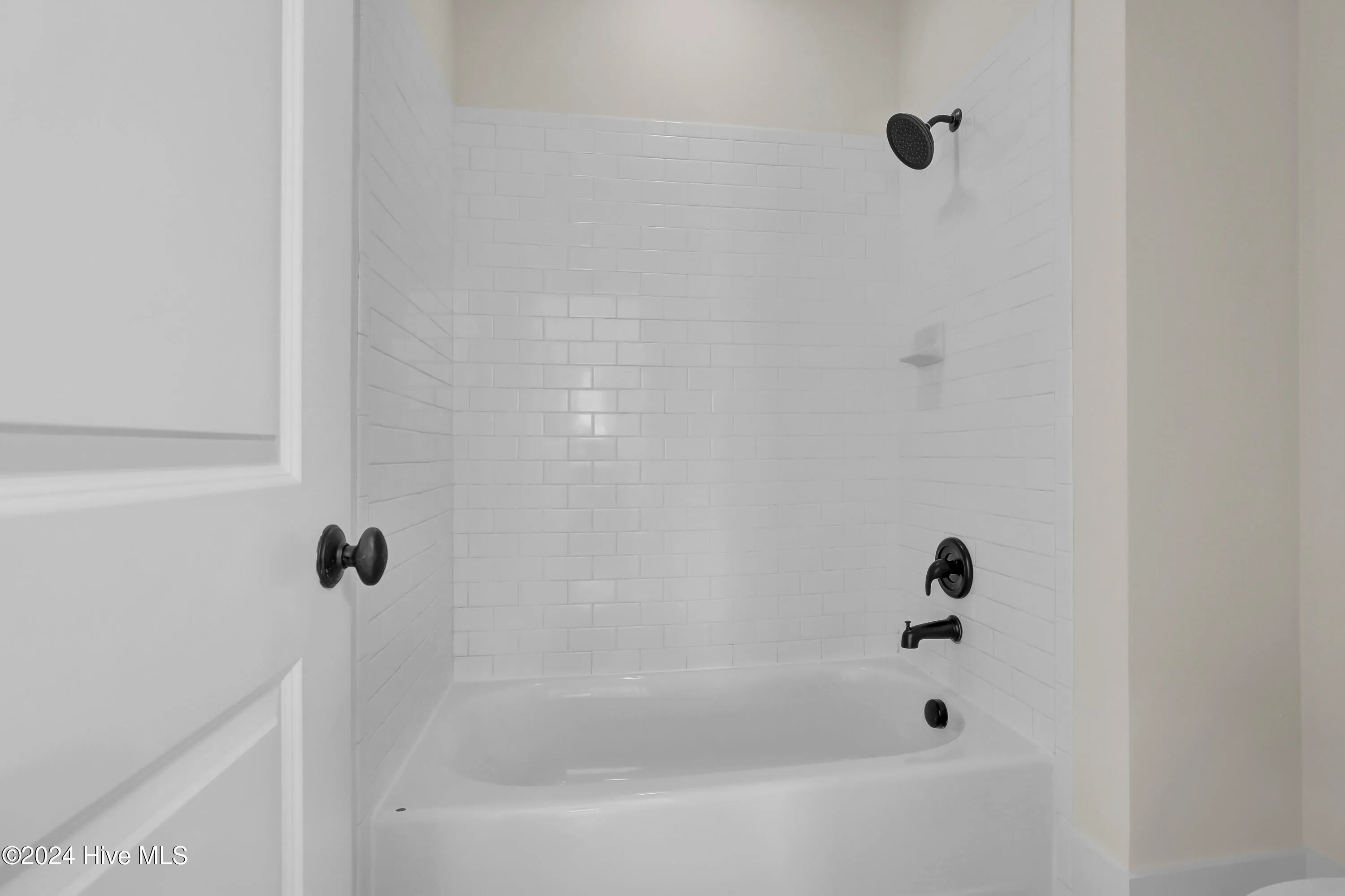 Hampstead, North Carolina 28443, United States, 4 Bedrooms Bedrooms, ,4 BathroomsBathrooms,Residential,Active,31650