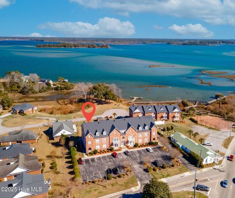 A home in Swansboro