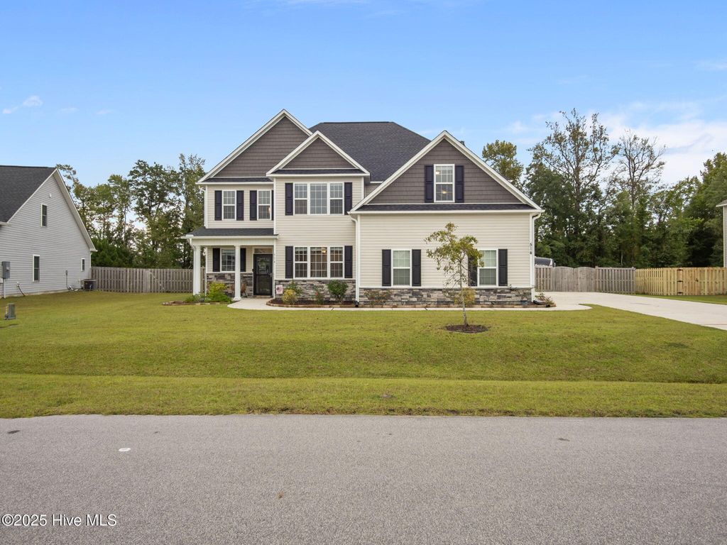 Photo of 514 Jarrotts Place, Jacksonville, NC 28546 (MLS # 100536873)