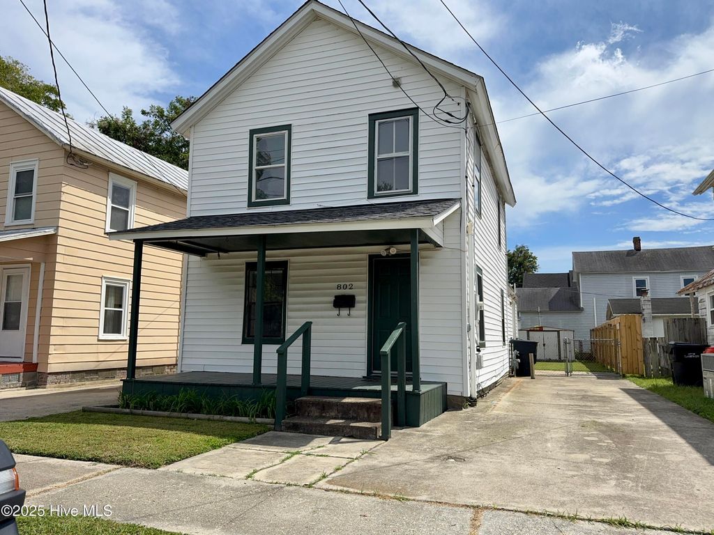 Photo of 802 2nd Street, Elizabeth City, NC 27909 (MLS # 100530623)
