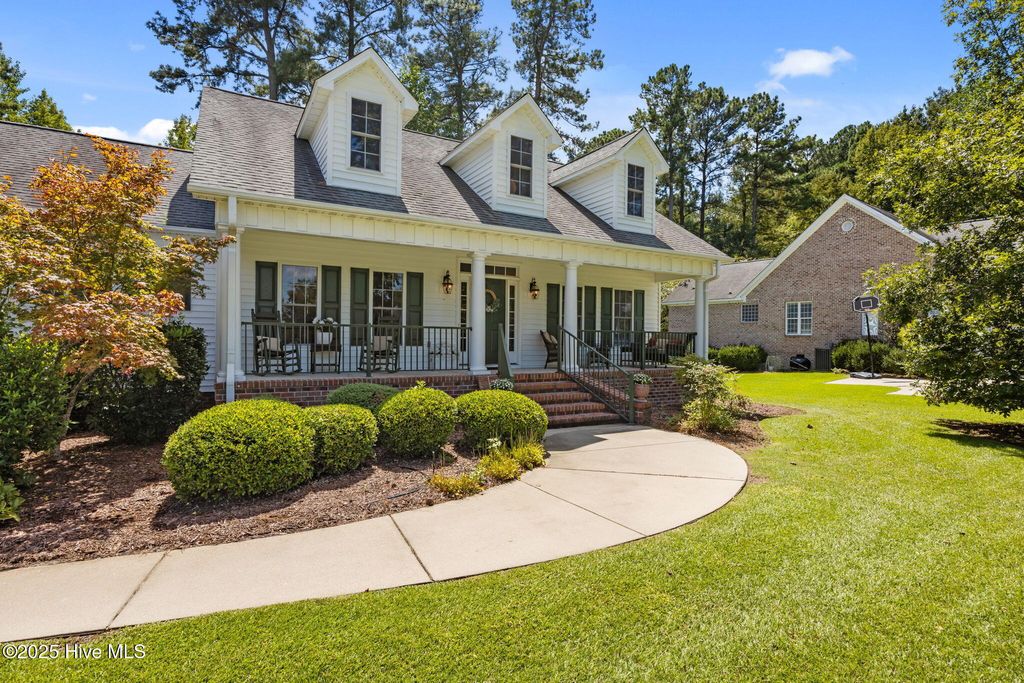 Photo of 205 Emmen Road, New Bern, NC 28562 (MLS # 100527721)