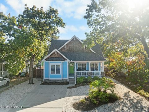 A home in Oak Island