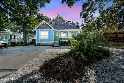 A home in Oak Island