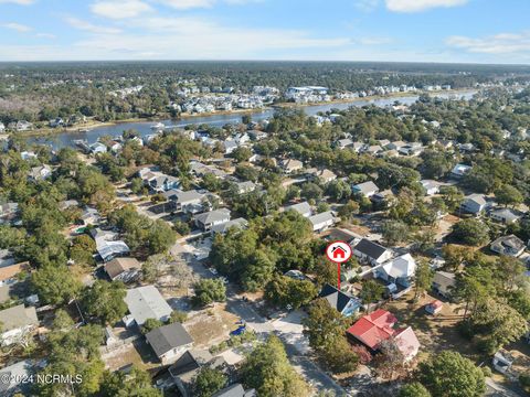 A home in Oak Island