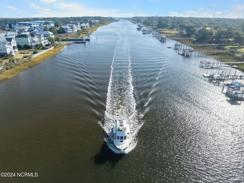 A home in Oak Island