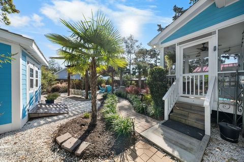 A home in Oak Island