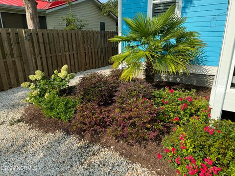 A home in Oak Island