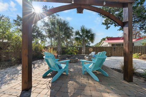 A home in Oak Island