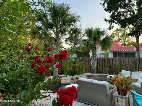 A home in Oak Island