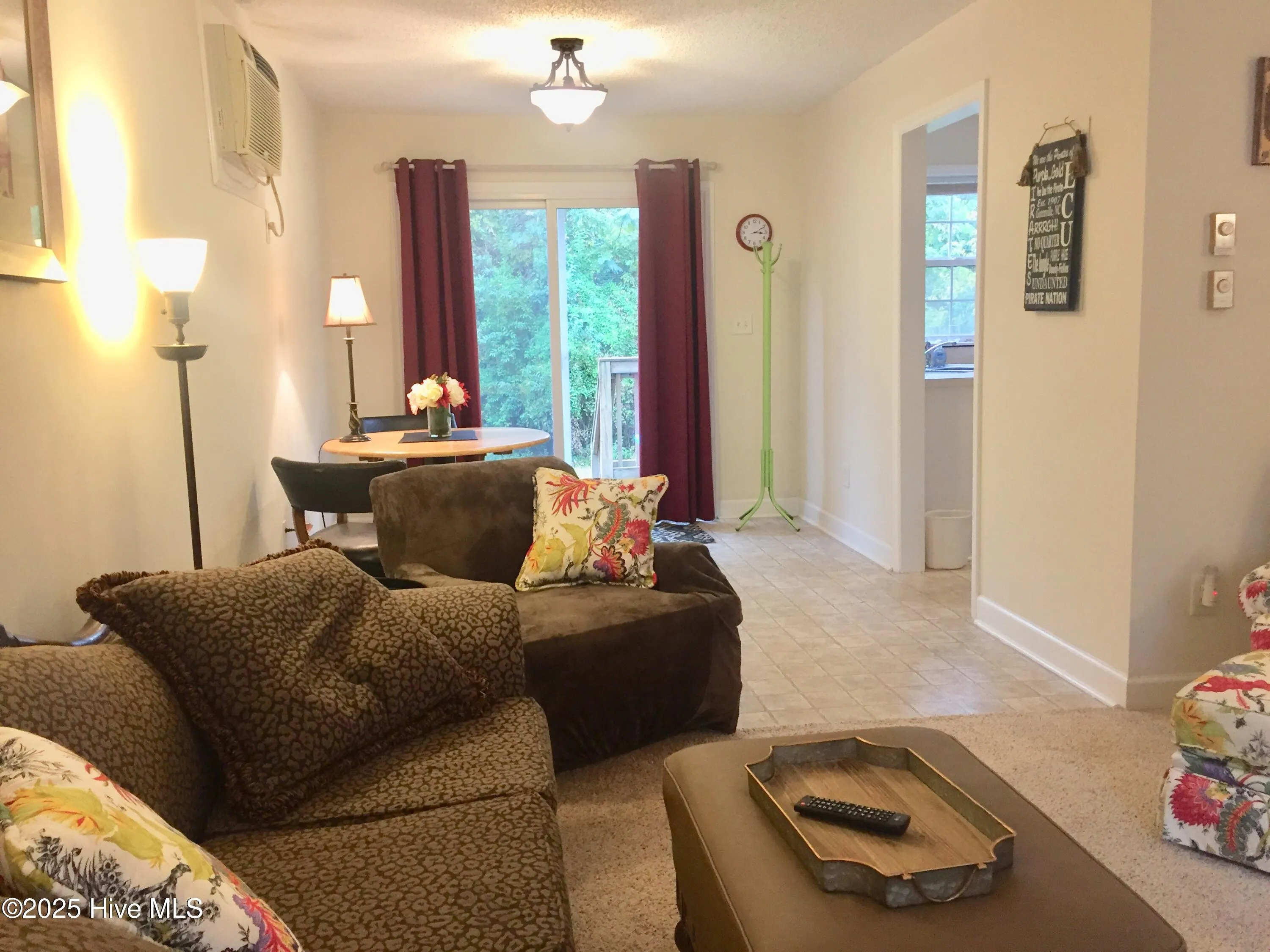 Greenville, North Carolina 27858, United States, 2 Bedrooms Bedrooms, ,1 BathroomBathrooms,Residential,Active,93673