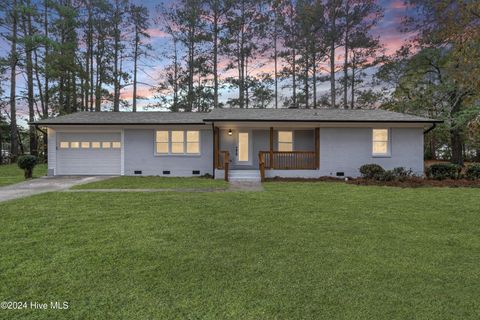 A home in Laurinburg