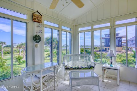 A home in North Topsail Beach