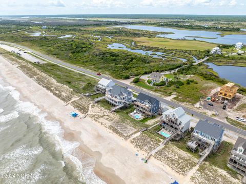 A home in North Topsail Beach